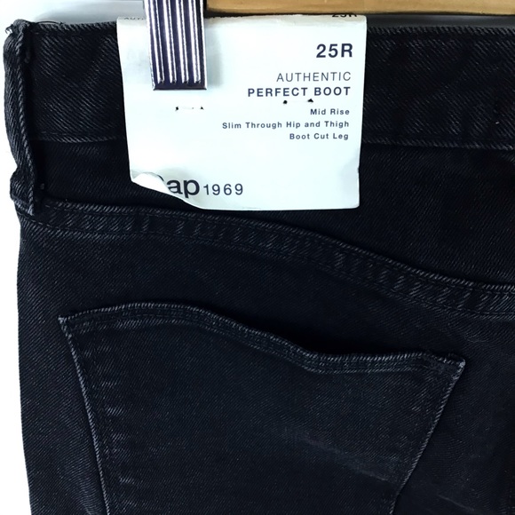 GAP | Authentic Perfect Boot Jeans - Picture 4 of 4